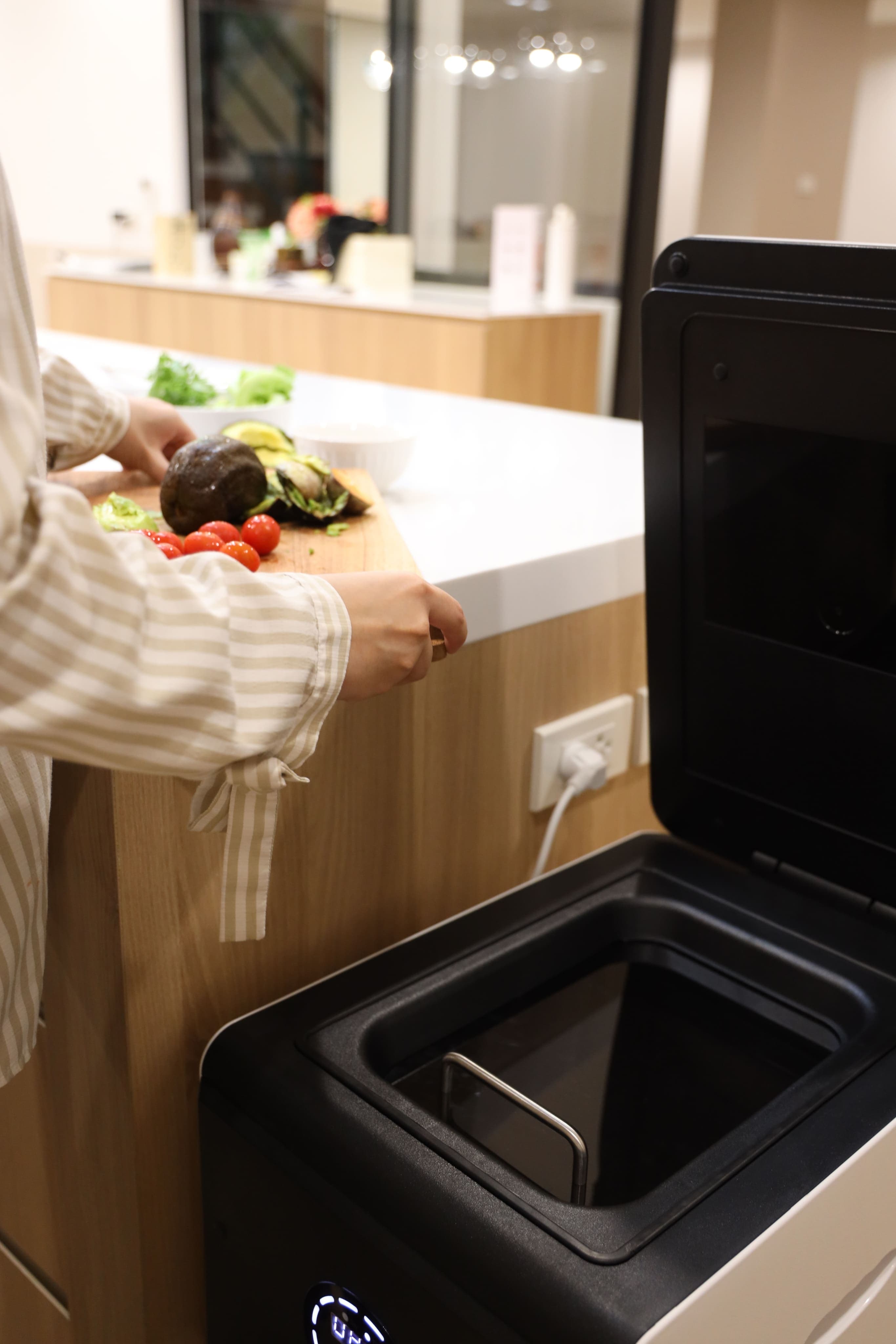 Super Composter machine demonstration
